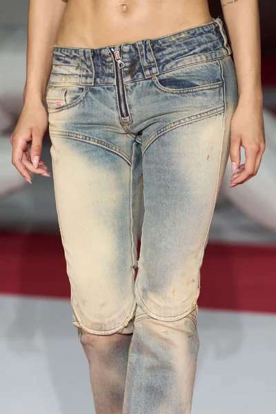 Look 9